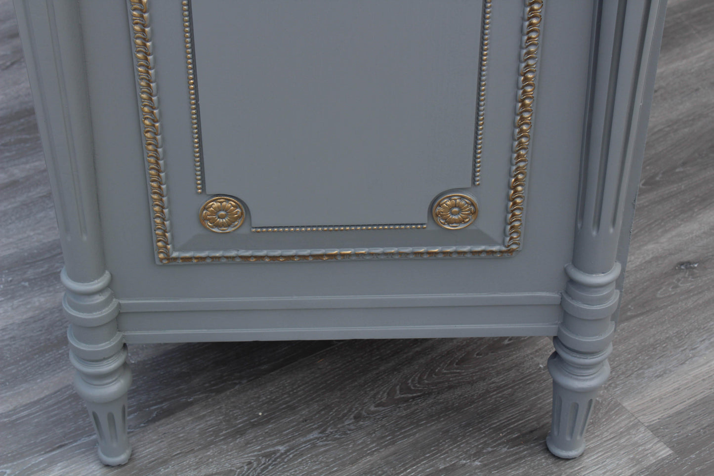 1970s Mid-Century Light Gray and Dresser of Nine Drawers