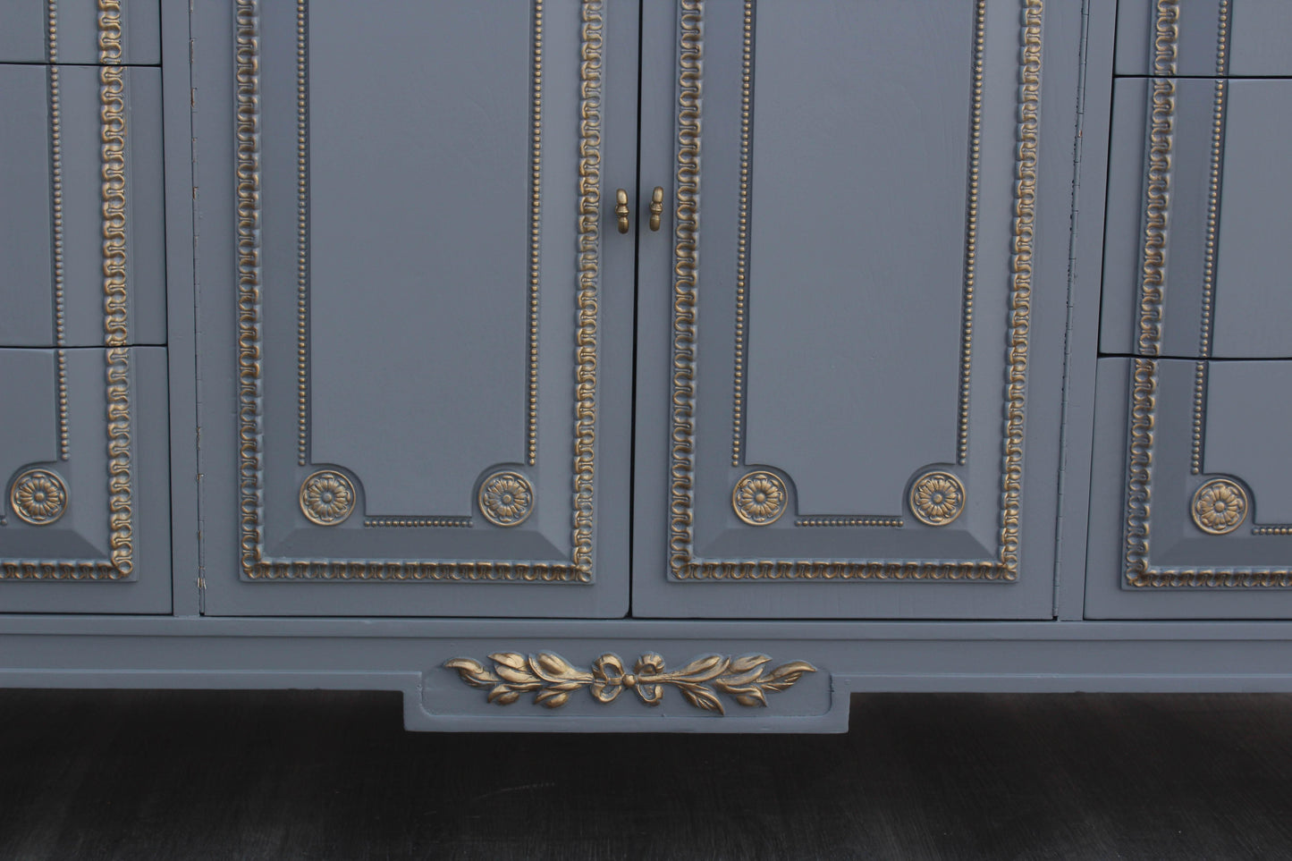 1970s Mid-Century Light Gray and Dresser of Nine Drawers