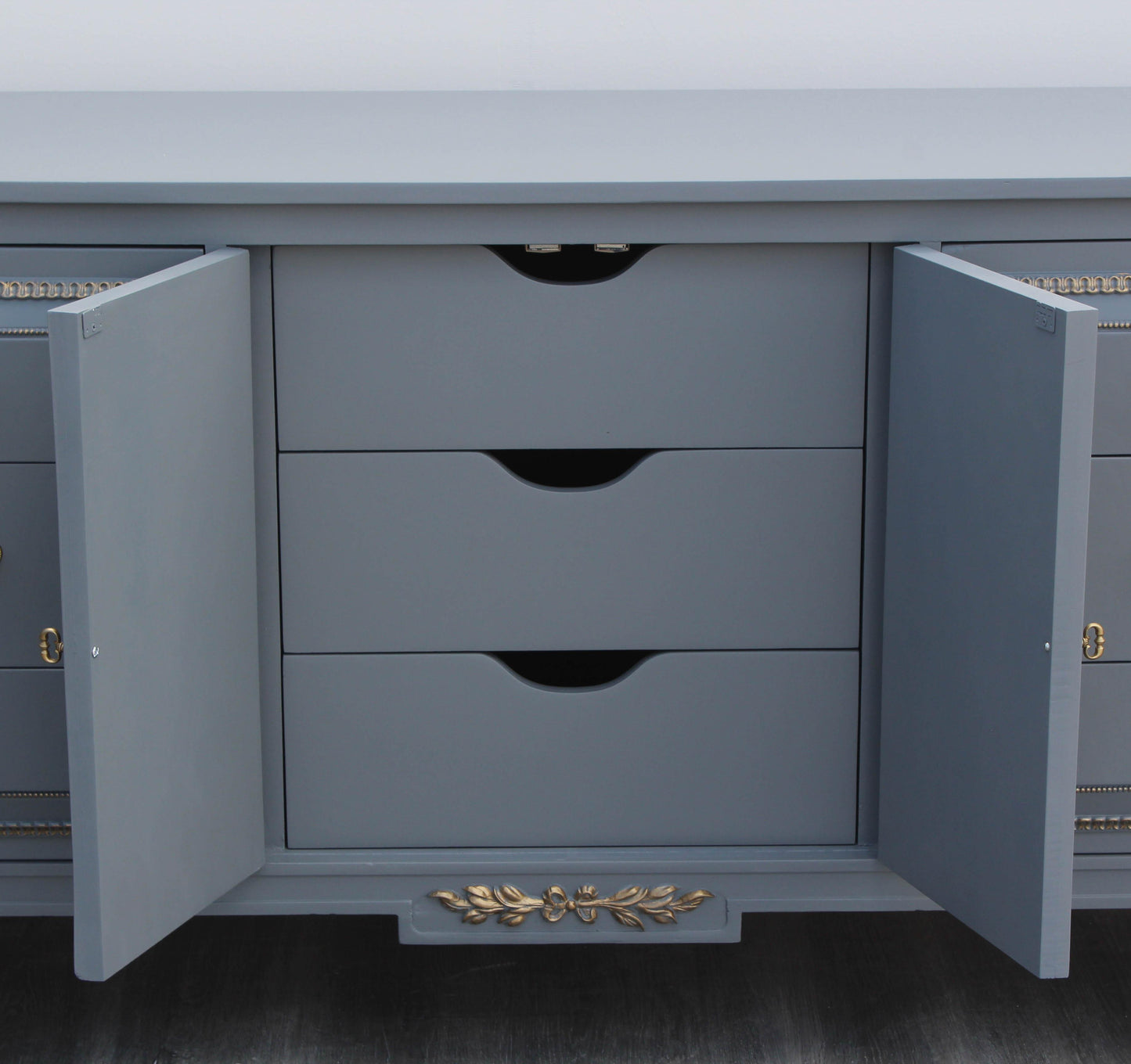 1970s Mid-Century Light Gray and Dresser of Nine Drawers