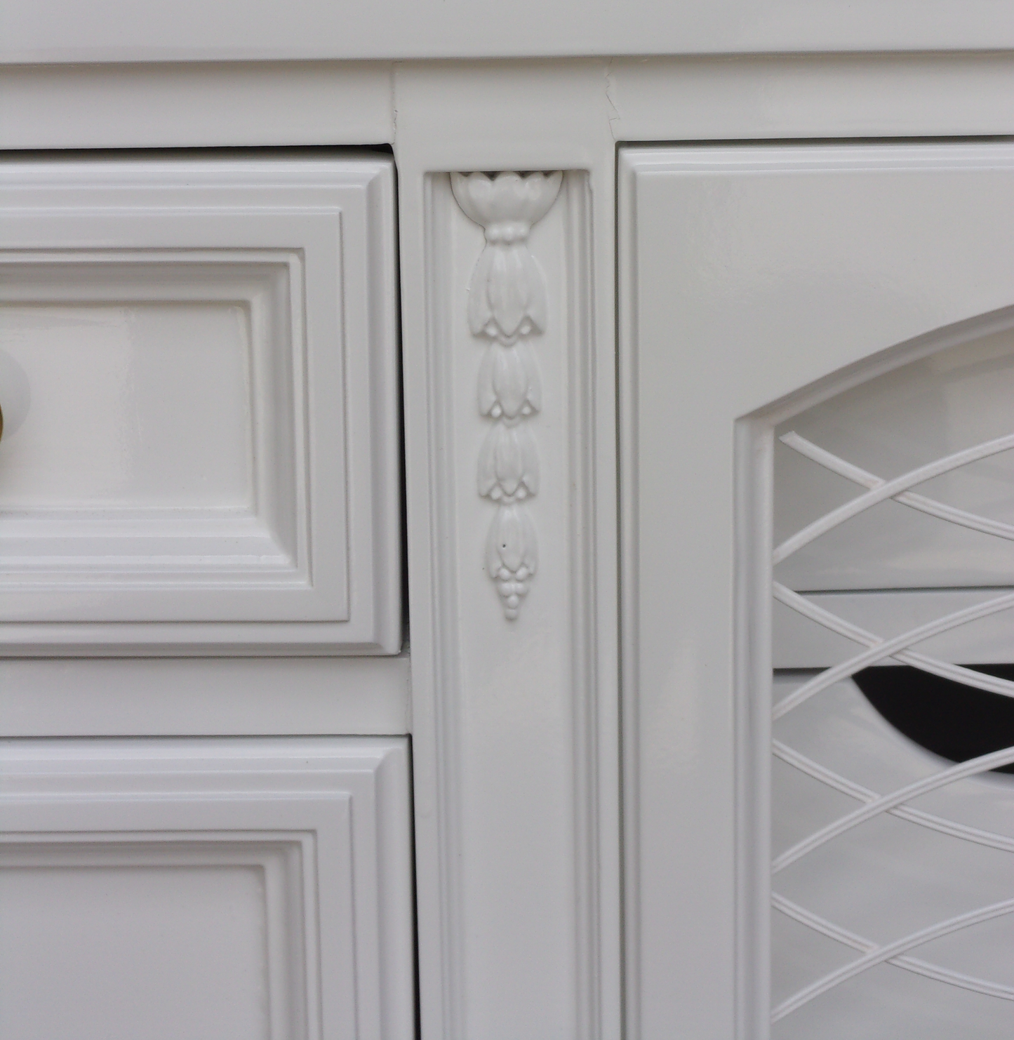 Late 20th Century Mid-Century Neoclassical Style White Dresser