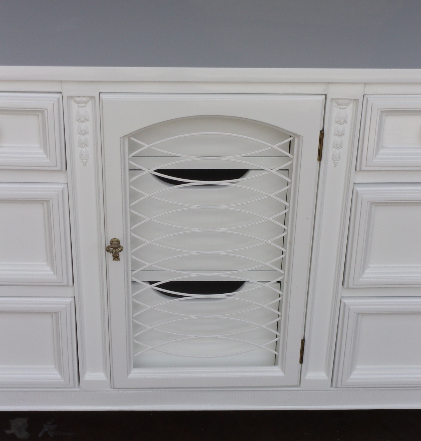 Late 20th Century Mid-Century Neoclassical Style White Dresser