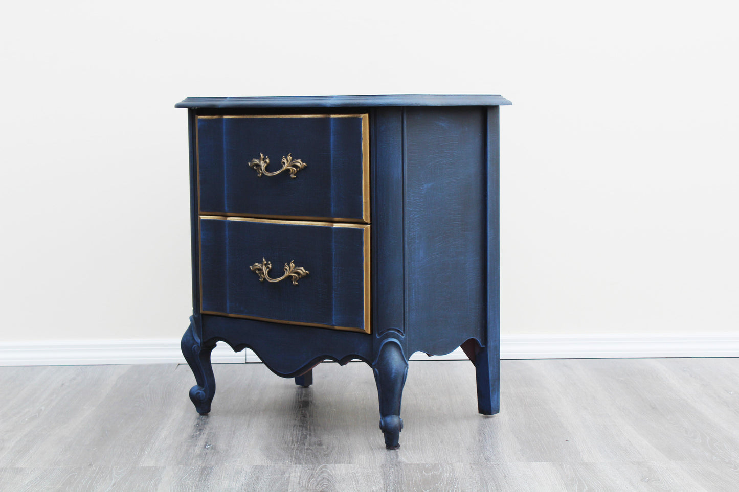 Late 20th Century Pair of French Provincial Blue and Gold Nightstands