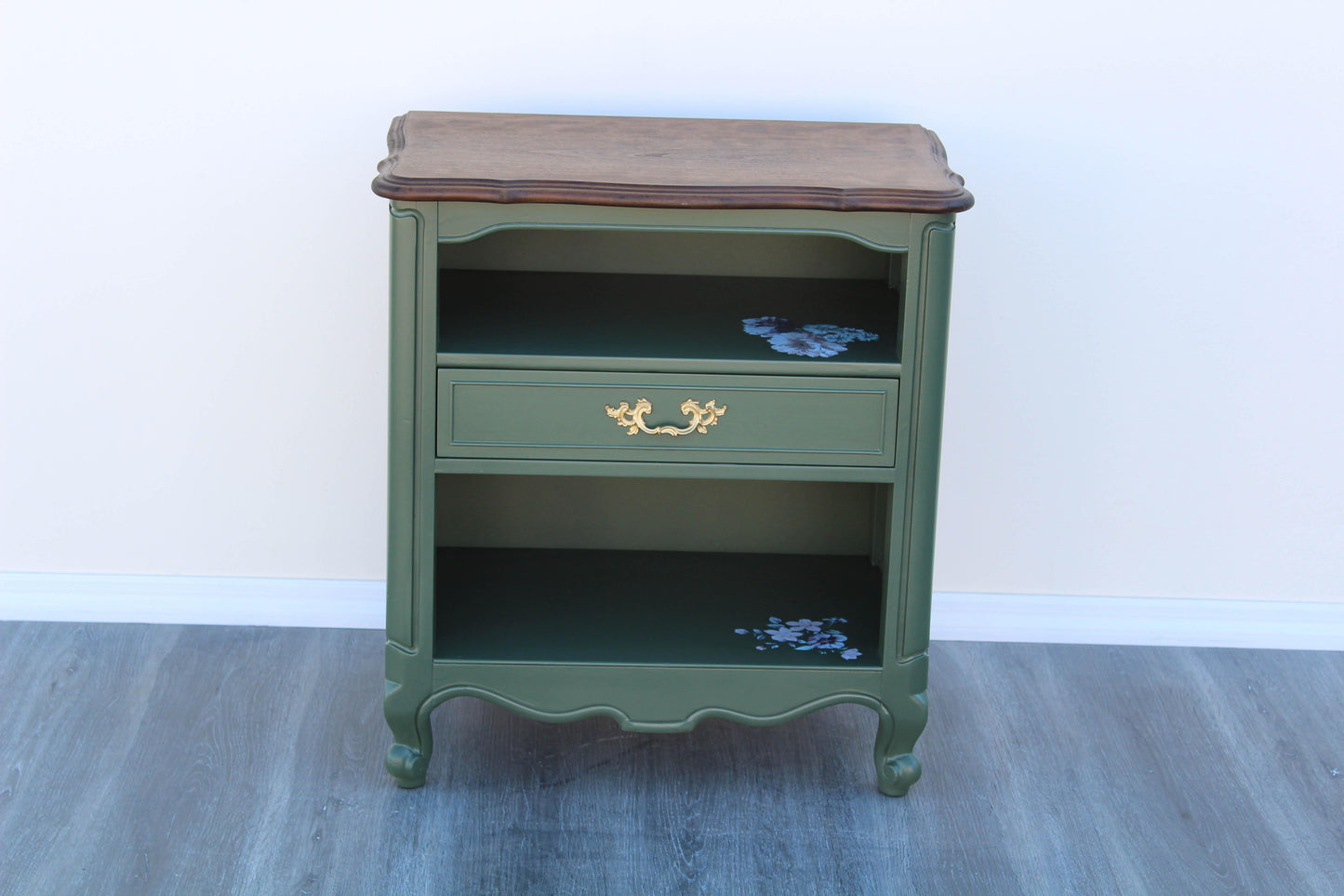 Late 20th Century Vintage Pair of French Provincial Green Nightstands