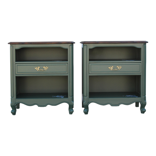 Late 20th Century Vintage Pair of French Provincial Green Nightstands