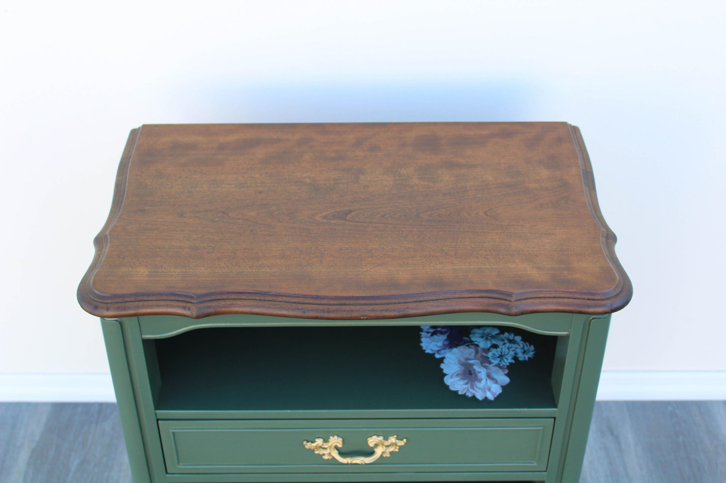 Late 20th Century Vintage Pair of French Provincial Green Nightstands