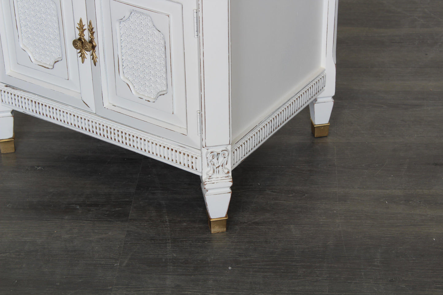 Pair of White Neoclassical Style Nightstands