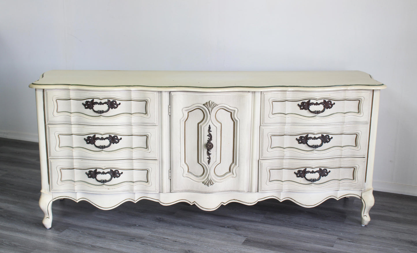 Vintage Cream French Provincial Dresser