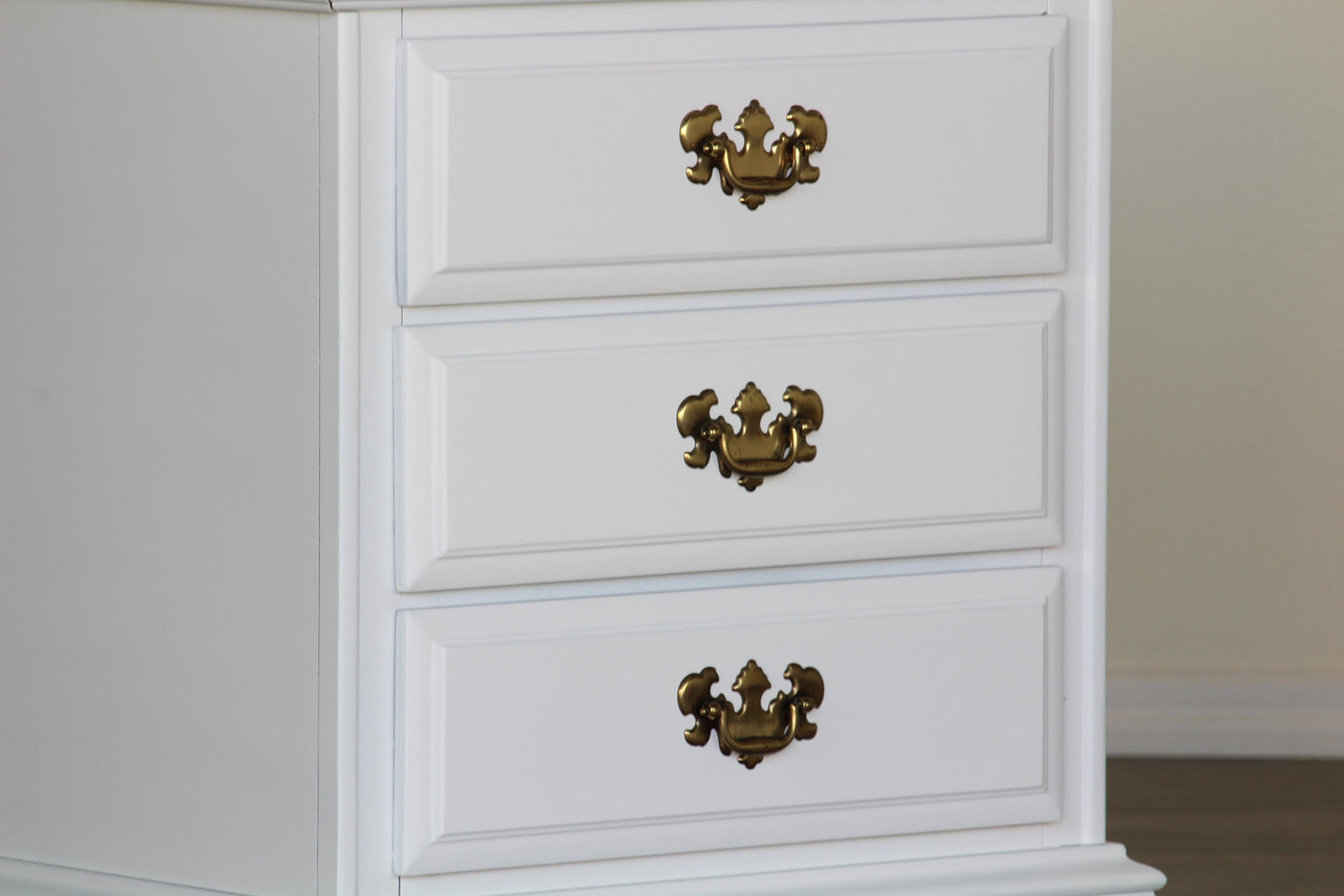 Vintage Georgian Style White Nightstands, a Pair