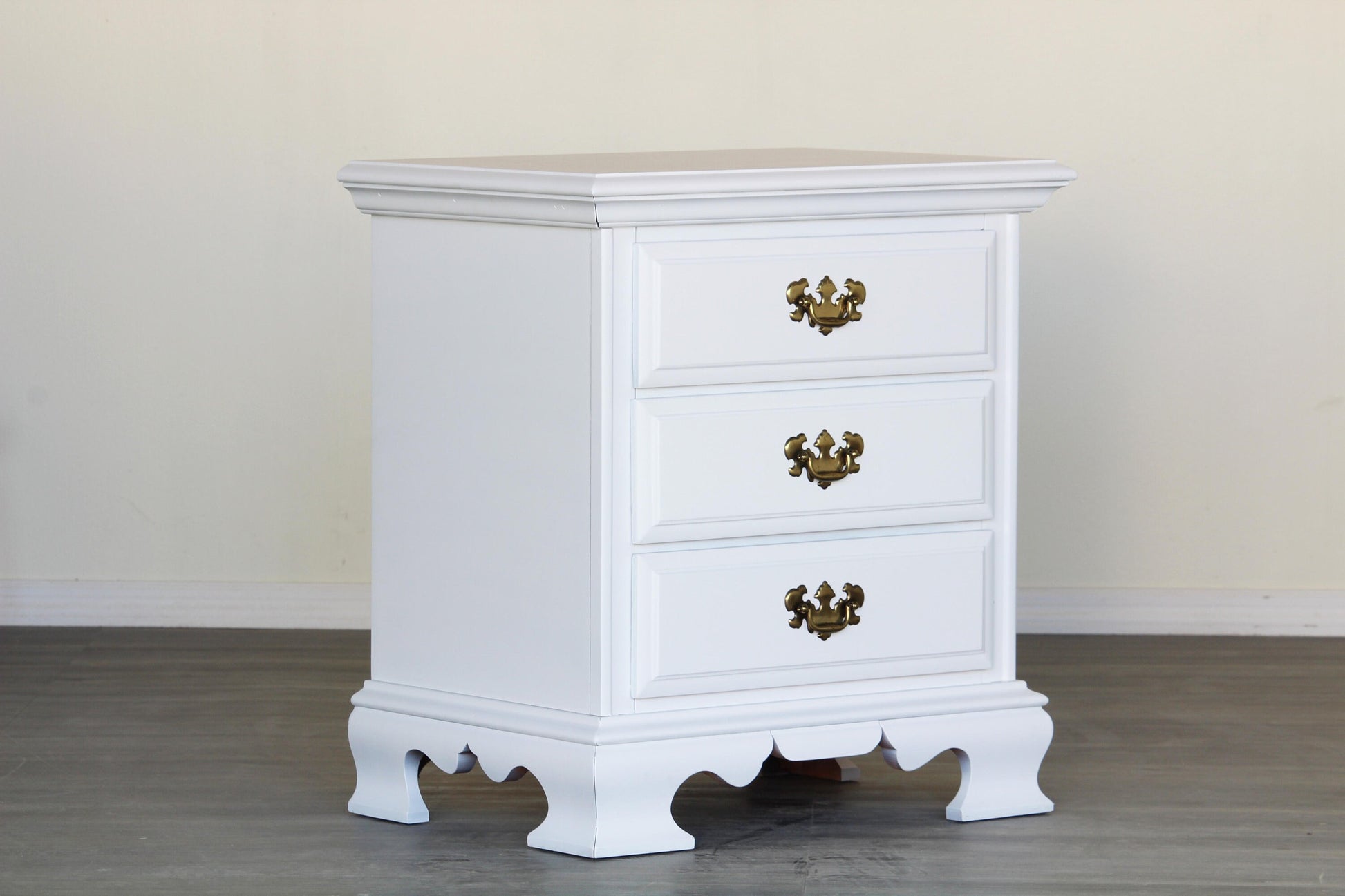 Vintage Georgian Style White Nightstands, a Pair